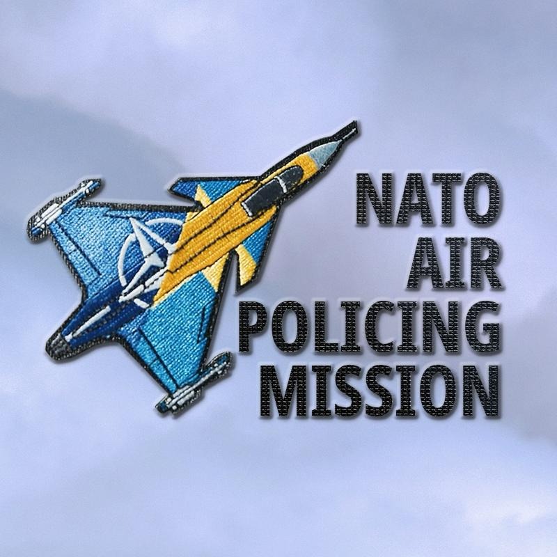 🇵🇱 🇸🇪 🇬🇧 jets are flying side-by-side to safeguard NATO's skies in the east. They stand ready to intercept, deter and defend at a moment's notice and are a part of NATO's enhanced Air Policing mission that keeps NATO’s skies safe 24/7 #SecuringTheSkies