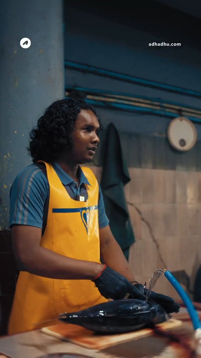 Abdulla Mohamed Rasheed, a 20-year-old from N. Maalhendhoo, is a skilled fish filleter at the Malé Fish Market. This is his story in tow minutes.
