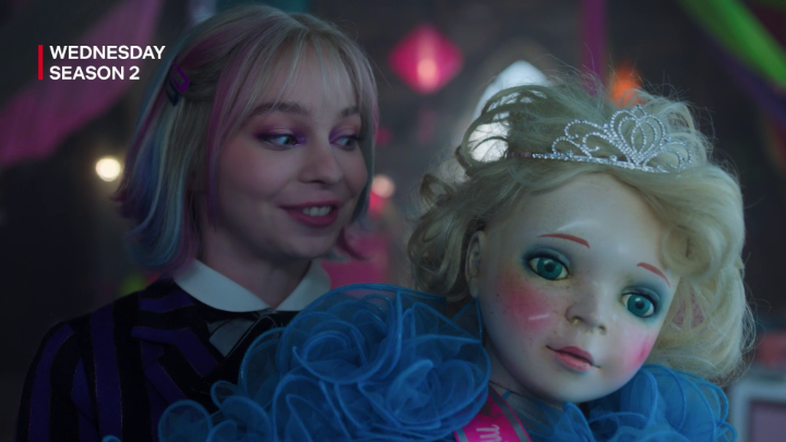 Oleh-oleh Wednesday buat Enid emang warna-warni, tapi tetep aja NGERIII 💀 Ketemu sama mereka di Wednesday Season 2 Part 1 yang udah tayang di Netflix, ya~ #WednesdayNetflix