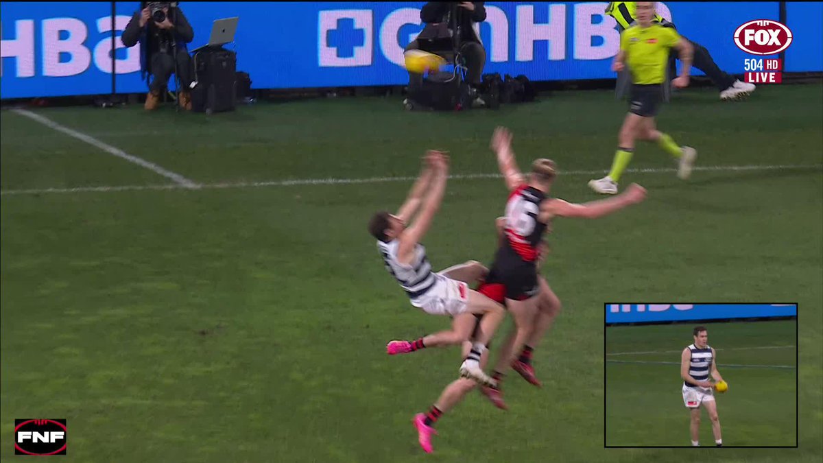 "I'm not sure how you pay that." A bit of luck for Cameron as he puts through his third. 📺 Watch #AFLCatsDons on Ch.504 or stream on Kayo: ✍️ BLOG 🔢 MATCH CENTRE
