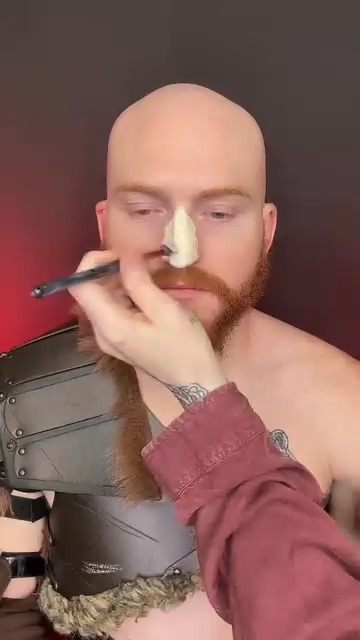 Our Creator Highlight of the Week goes out to Jo Steel (IG/artistjodysteel) for this incredible cosplay, transforming Ryan Hazinski (IG/red_hazinski) into a real life Kratos 💪