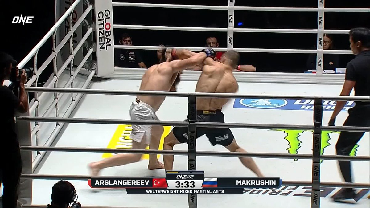 The moment Mikail Makrushin stopped Ruslan Arslangereev with a HUGE left hook knockout 😳