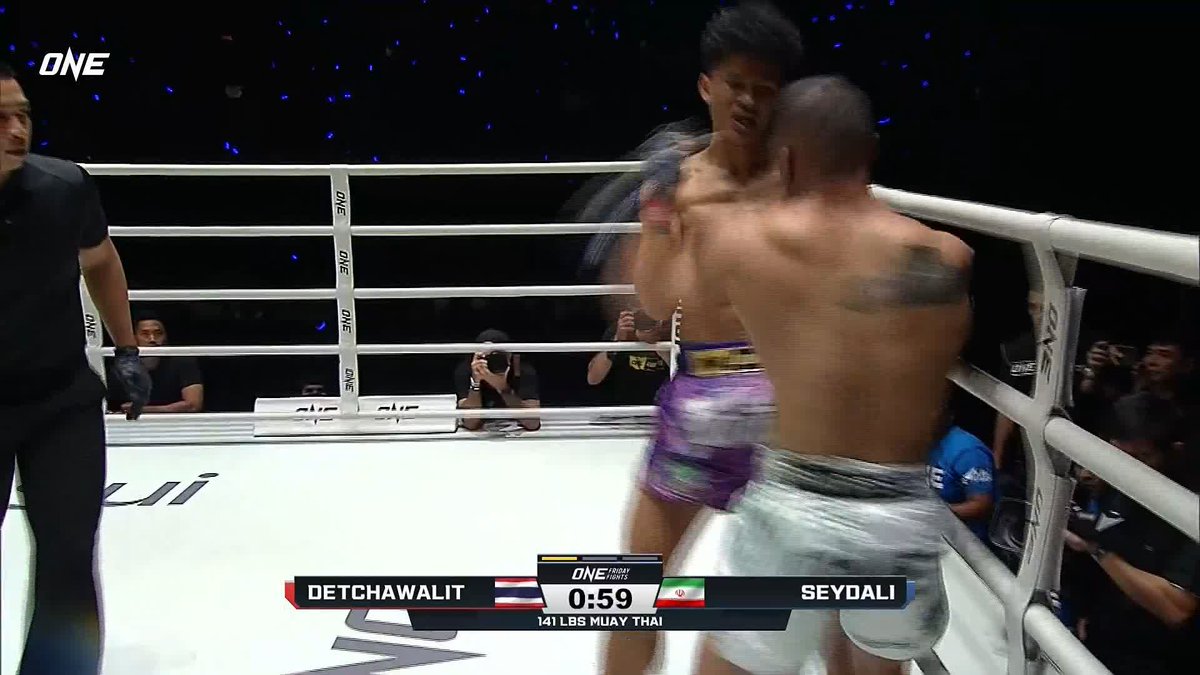 FOUR knockdowns in one round? 😮 Stop what you're doing and watch Detchawalit Silkmuaythai and Majid Seydali's epic first-round 💭