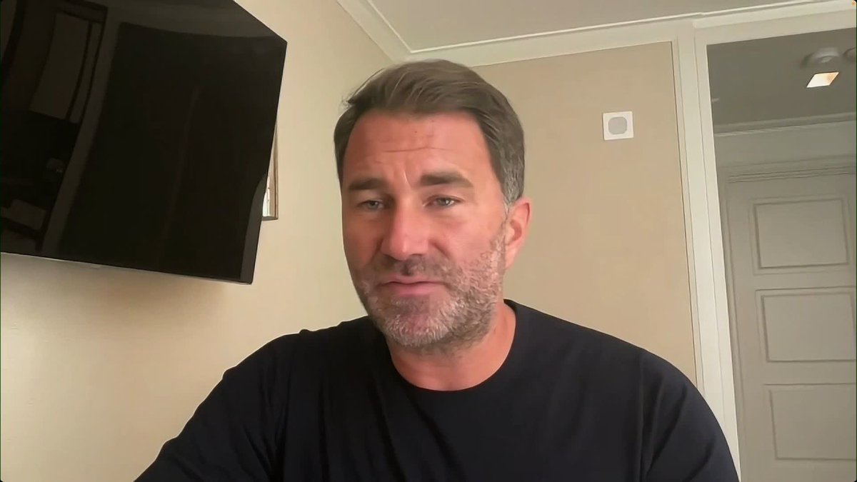 🗣️ "The whole thing is bizarre!" Jake Paul is absolutely the "front-runner" to fight Anthony Joshua next, says promoter Eddie Hearn 🥊