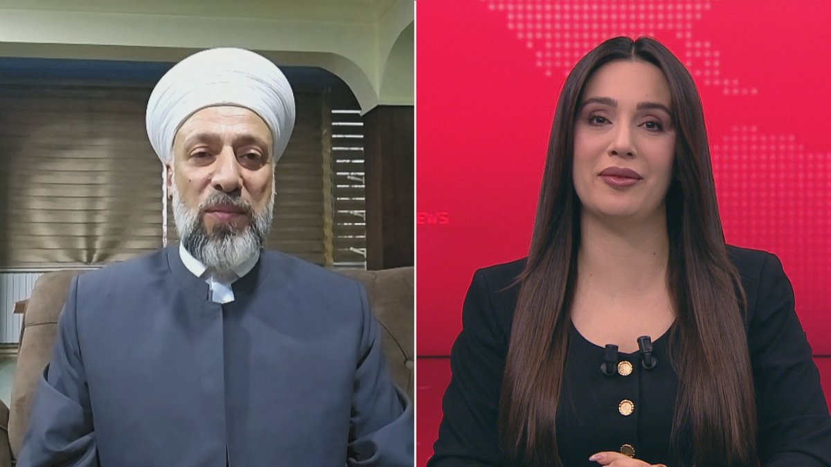 #VÎDEO - Şêx Murşid Xeznewî ji Rûdawê re got: 🎙️ “Eger şer hat ber derî divê em jê re amade bin” 🎙️ “Hikûmeta demkî derfetê dide çekdaran ku êrişan bike” 🎙️ “Divê bersiva Kurdan ji êrişan re tund û amade be” 🎙️ “Navendîbûna Sûriyeyê bûye sedema gelek wêraniyan û Kurdan jî qelenekî mezin daye” 🎙️ “Divê Sûriyeyeke nenavendî bê avakirin” 🎙️ “Demokrasî ne li dijî Îslamê ye” 🎙️ “Îslam xwe tevlî sîstema birêvebirina welatan nake”