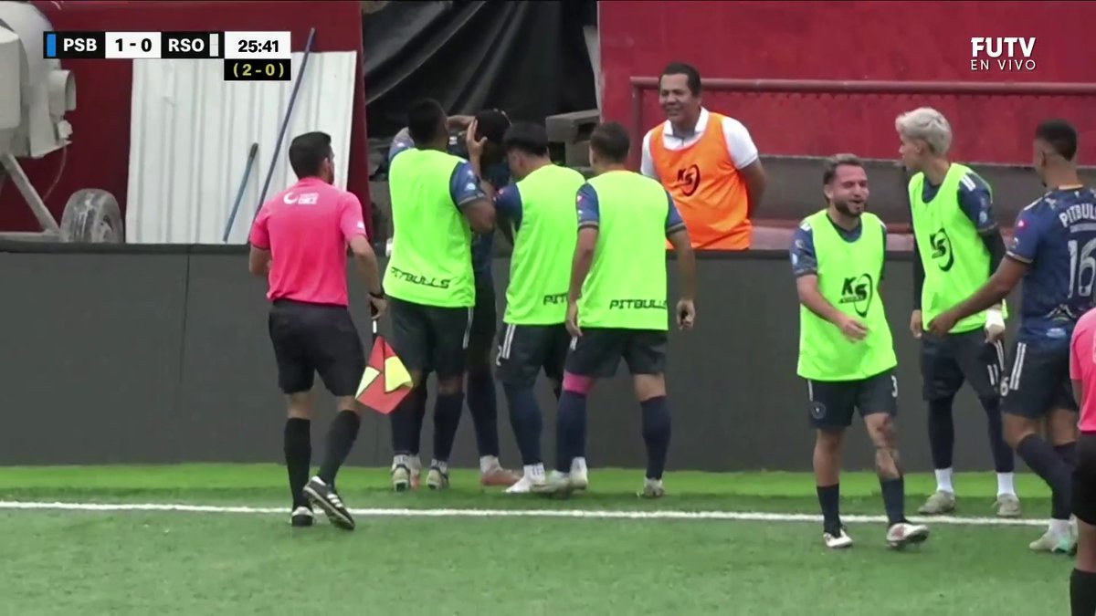 El gol de Marcos Escoe (Interesa en Saprissa) en la final de LINAFA, el atacante jugó en Pitbull ese cierre de torneo porque había quedado libre de la Universidad en USA 🟣