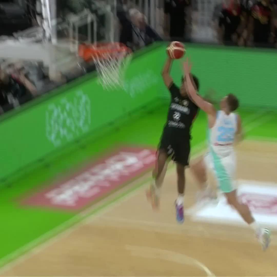CHRISTIAN ANDERSON WHAT HAVE YOU DONE🤯 #EUROBASKET x Dt. Basketball Bund