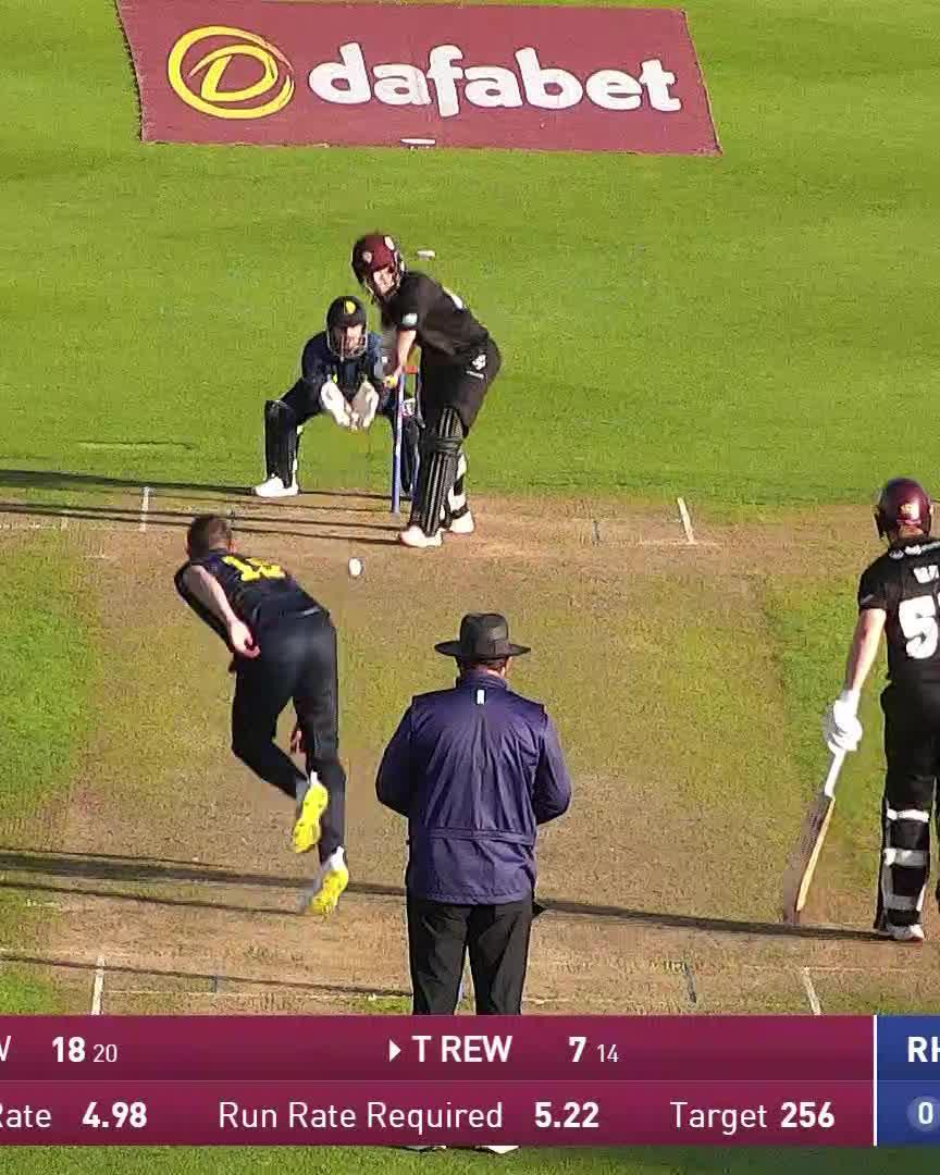 Watch every boundary of 17-year-old Thomas Rew's 84* vs Durham