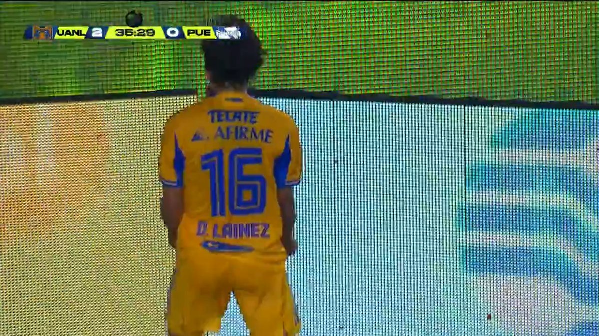 Y como dijo Christian Martinoli 🐳 , su 'Factoridad' Diego Lainez con el segundo de la noche. 👊