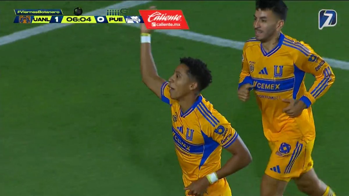 ¡Victoria en el volcán! Los Tigres vencieron a la Franja por un abultado marcador en la jornada 4 del futbol mexicano. #MásAcciónMásDiversión #ViernesBotanero Caliente Sports te presenta los mejores momentos mientras apuestas y ganas