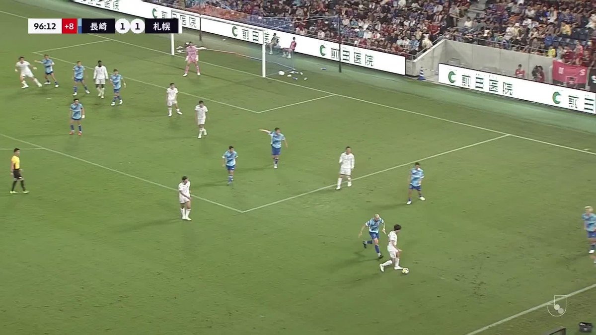 🔷🔶 𝙏𝙊𝘿𝘼𝙔'𝙎 𝙂𝙊𝘼𝙇⚽️✔️ 🔢2-1 ⚽️#マテウスジェズス 選手 後半アディショナルタイム劇的逆転弾。 #マテウスジェズス 選手がクリアボールを猛追し、相手GKとの1vs1を冷静に仕留め切る。 #vvaren #獲るぞTEPPEN #長崎札幌