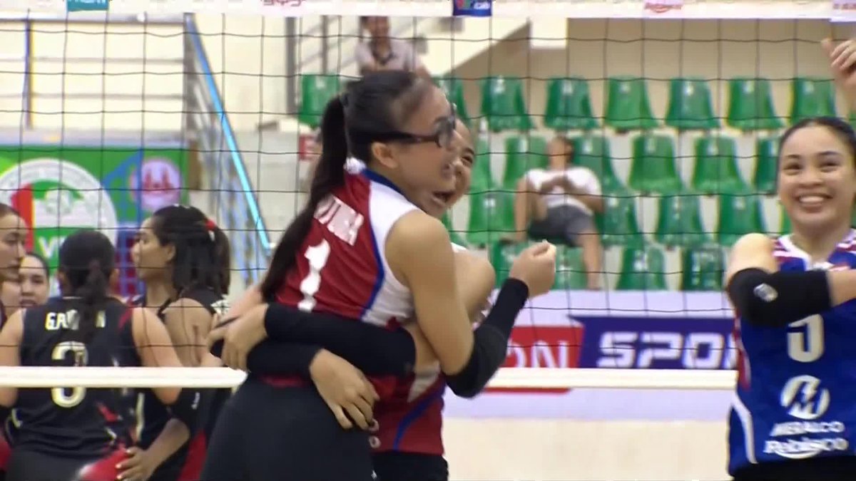 2 deadlocks saved, a cut shot to get the lead, and a solo block to take the 3rd set against THE defending champion thailand THIS SEQUENCE?!?!?! ANGEL CANINO, WHAT A CLUTCH PLAYER YOU ARE 😭🇵🇭❤️🔥 #SEAVLeague2025