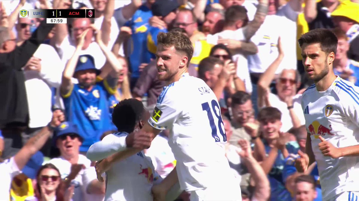 Anton Stach with a beauty! 😮‍💨 Brilliant strike from outside the box to bring Leeds United level against AC Milan ⚪