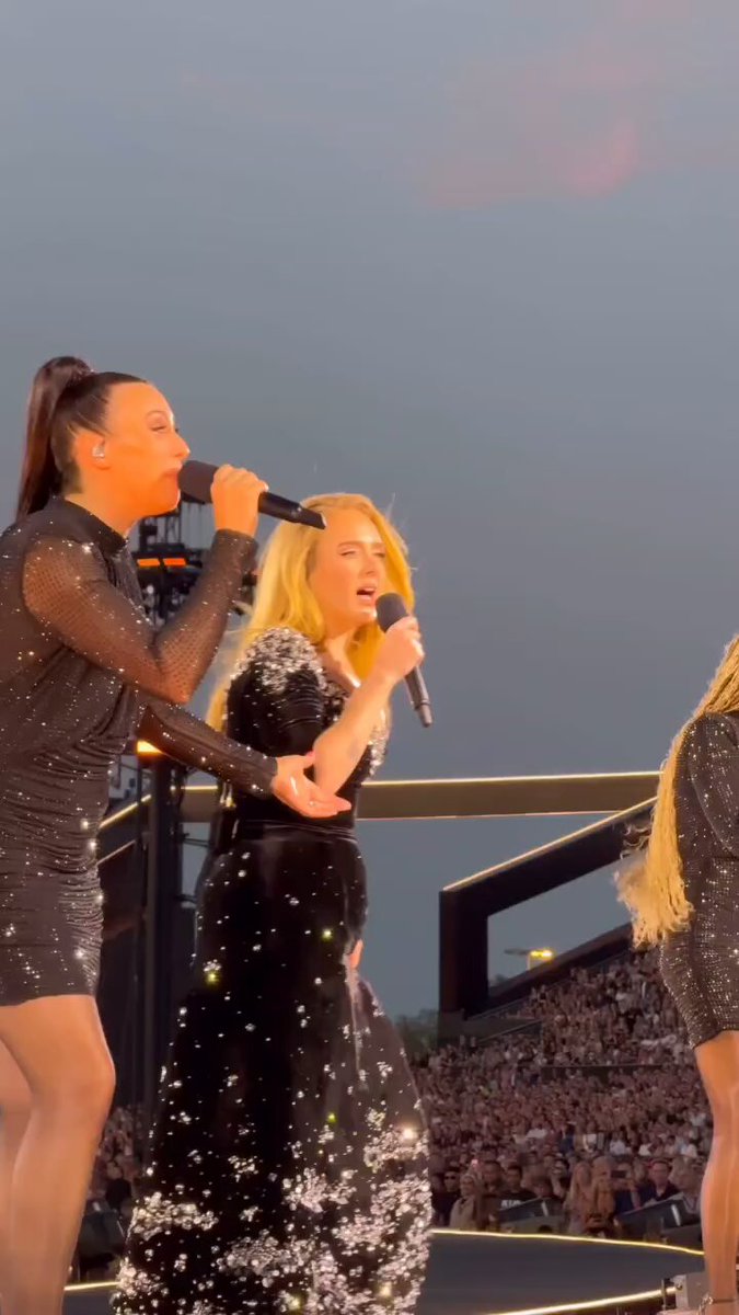 OMG ADELE GIRL?
