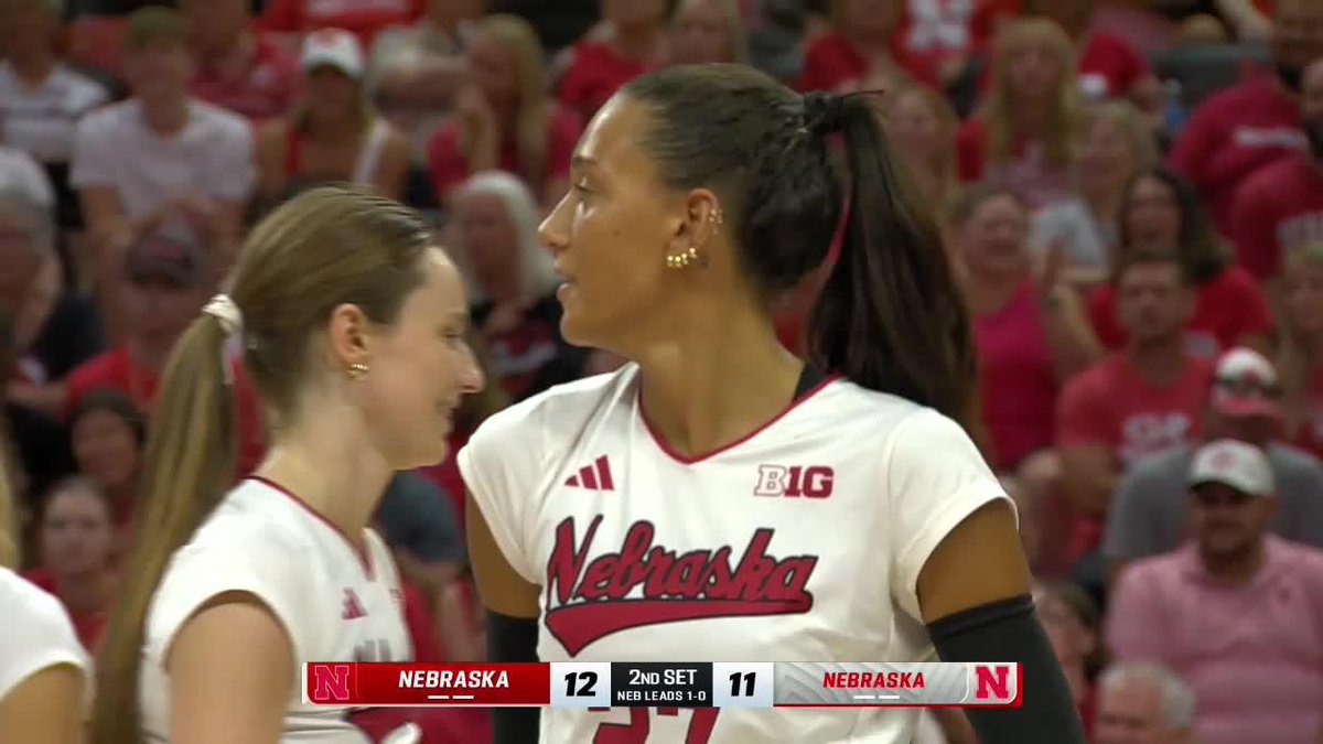 T TIME ⏳🫣 T Sigler dropping another hammer to force a White timeout!
