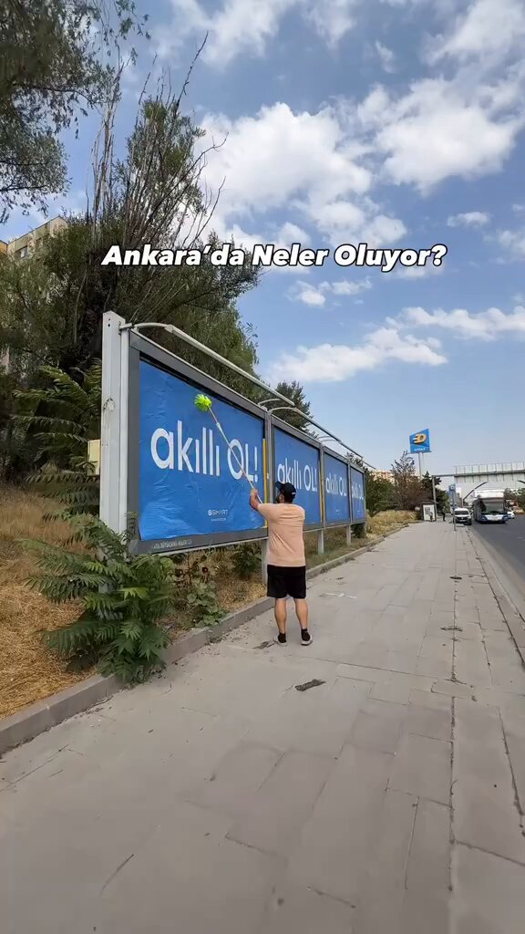 MANSUR İÇİN BU AFİŞLER NİYE ASILDI? BİLEN VAR MI?