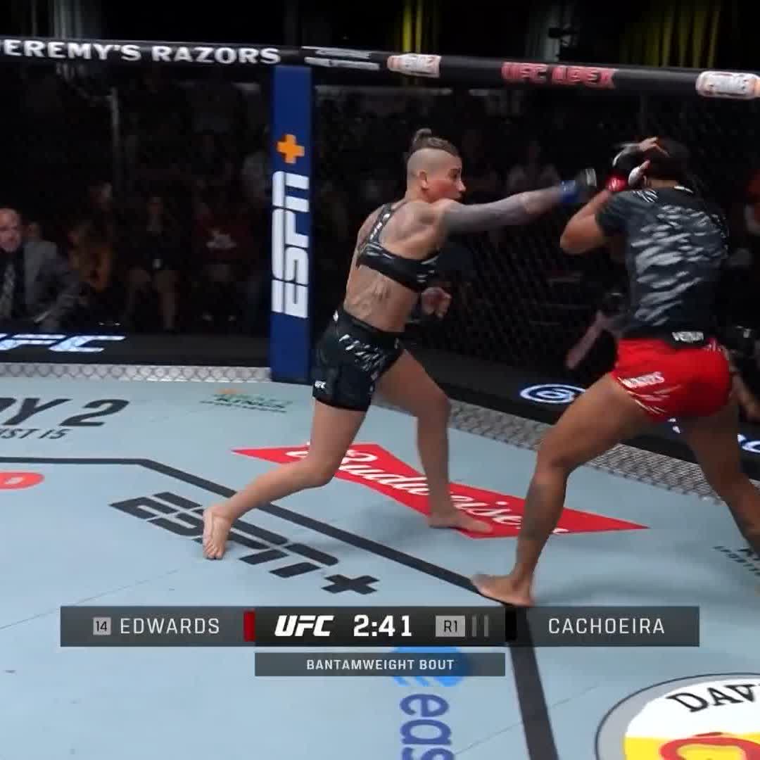 That might just be the Female KO of the Year 👏 #UFCVegas109
