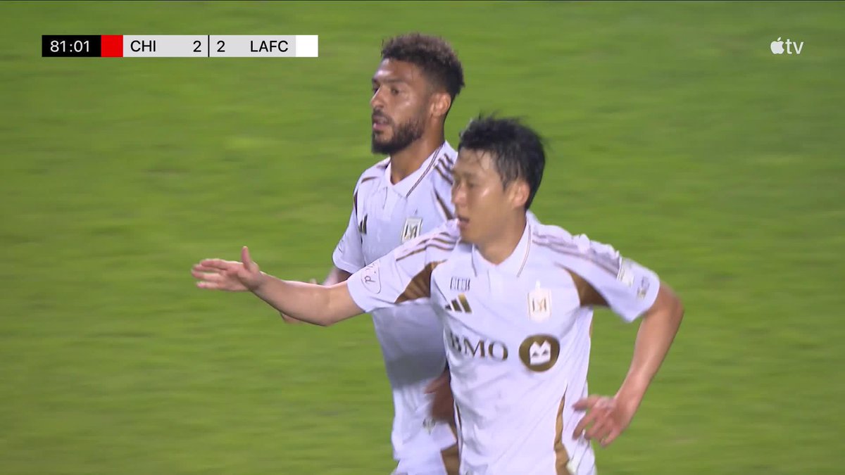 Son wins the penalty. Bouanga converts it. LAFC levels it in Chicago. 🤝