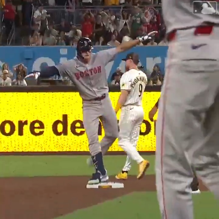 Roman in the CLUTCH!