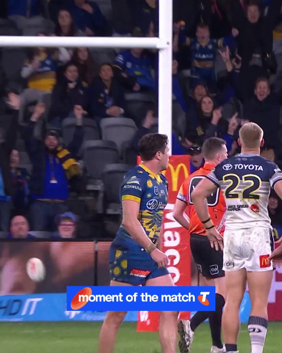 Moses slots the field goal! 👏 Telstra Moment of the Match