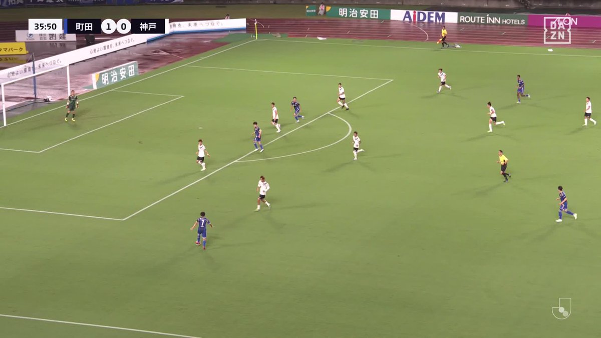 ⚽衝撃のスーパーゴール、再び☄ #相馬勇紀 がカットインから美しい一撃を突き刺す! 中山雄太のゴラッソで先制していた #FC町田ゼルビア、再びのスーパーゴールでリードを広げる。 🎥:DAZN Japan