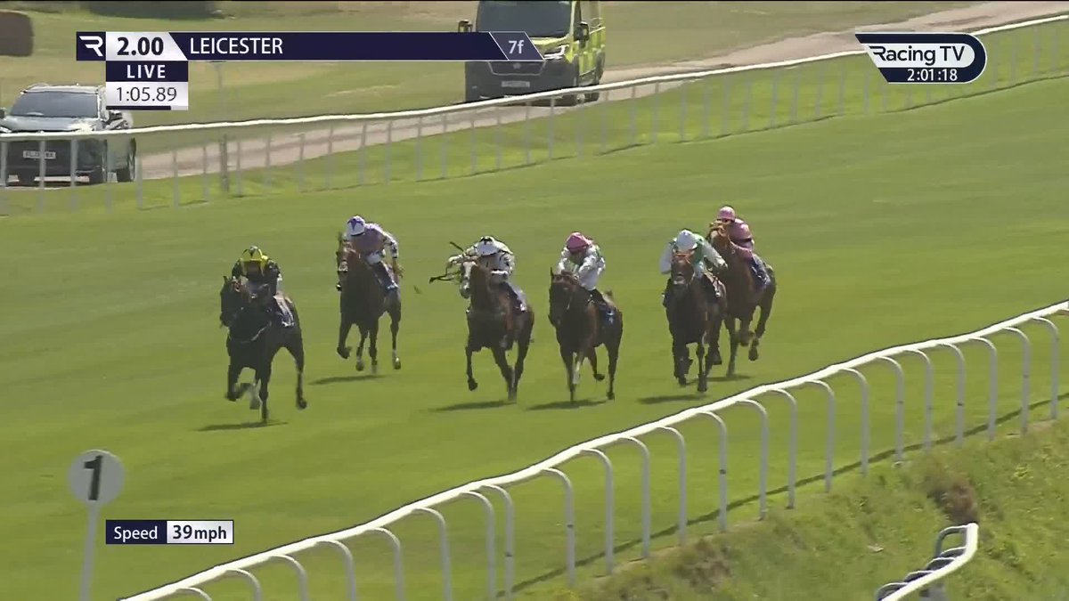 Hmmm .... 👀 Odds-on favourite Quadrillion was perceived as being bombproof in the Irish Stallion Farms Novice Stakes Juddmonte Sam James and debutant 𝐀𝐥𝐩𝐚𝐫𝐬𝐥𝐚𝐧 (Dandy Man) had other ideas 💨 Just the 41st juvenile winner of the season for Karl Burke ...