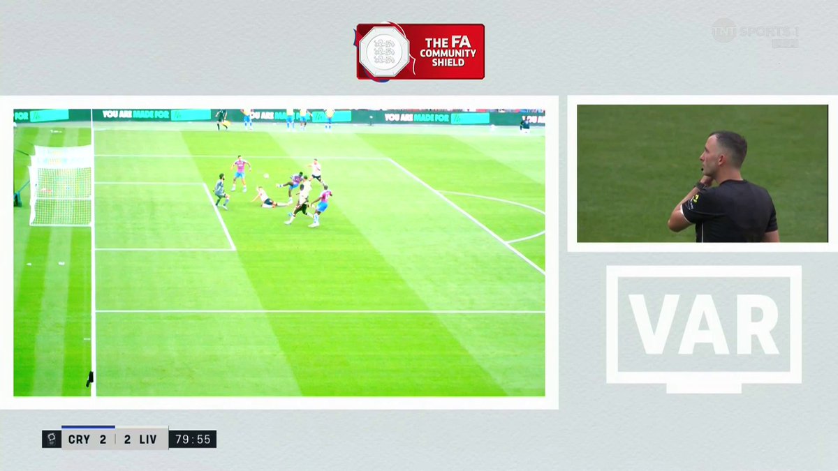 VAR waves away penalty appeals for the ball striking Mac Allister's hand ❌ Right decision? 📺 TNT Sports &amp; discovery+ UK