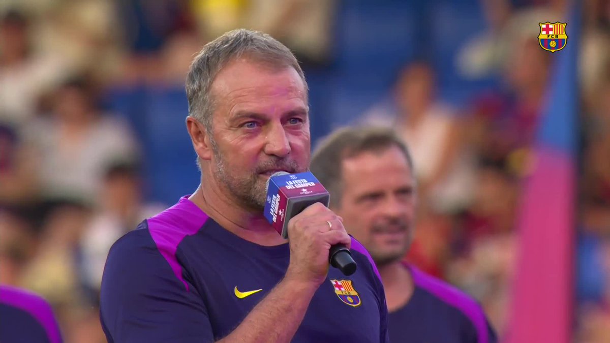 🎤 "Queremos ganar muchos partidos y muchos títulos" 🗣️ Hansi Flick