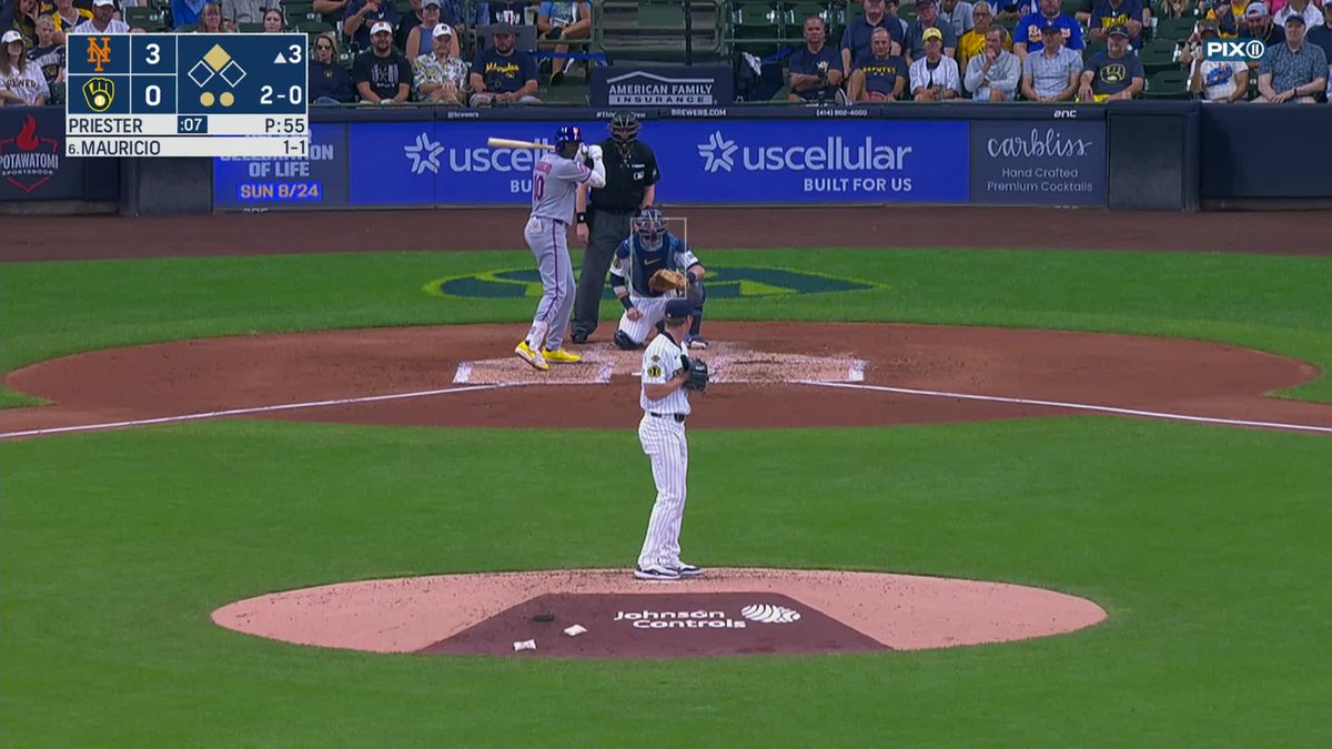 Mauricio with a base running blunder, but not before giving the Mets a 4-0 lead! He drives in Alonso with a 2 out single to right #LGM
