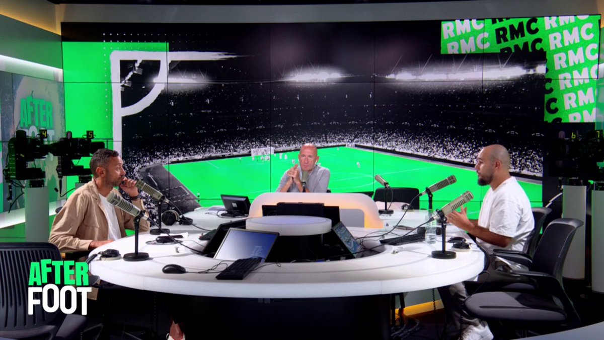 🔴🔵 Donnarumma doit-il tout faire pour quitter le PSG ? "Le marché des gardiens est compliqué. Moi à la place de Donnarumma, je ne suis pas sûr de partir. Si c'est pour terminer à Galatasaray ou en Arabie Saoudite, et bien on attend 1 an pour être libre de tout contrat."