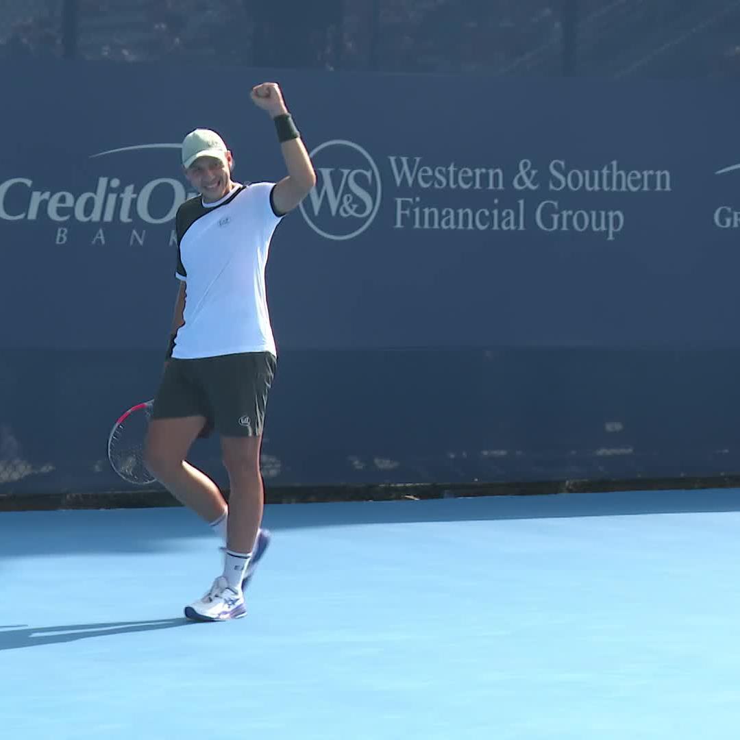 Tweener perfection, by Hamad Medjedovic 💯 #CincyTennis