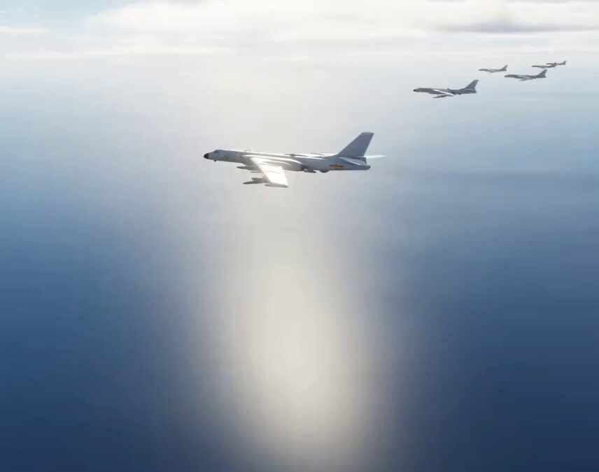 A China divulga imagens de simulação mostrando que afundar um porta-aviões dos EUA precisa de três ondas e mais de 30 mísseis antinavio supersônicos
