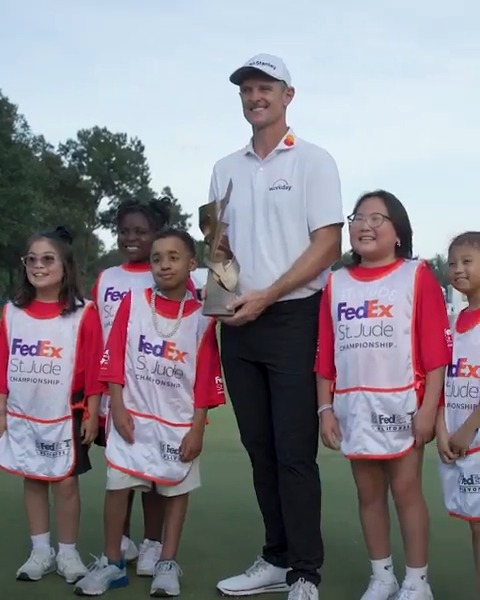 Warms the heart. 🫶 St. Jude | PGA TOUR