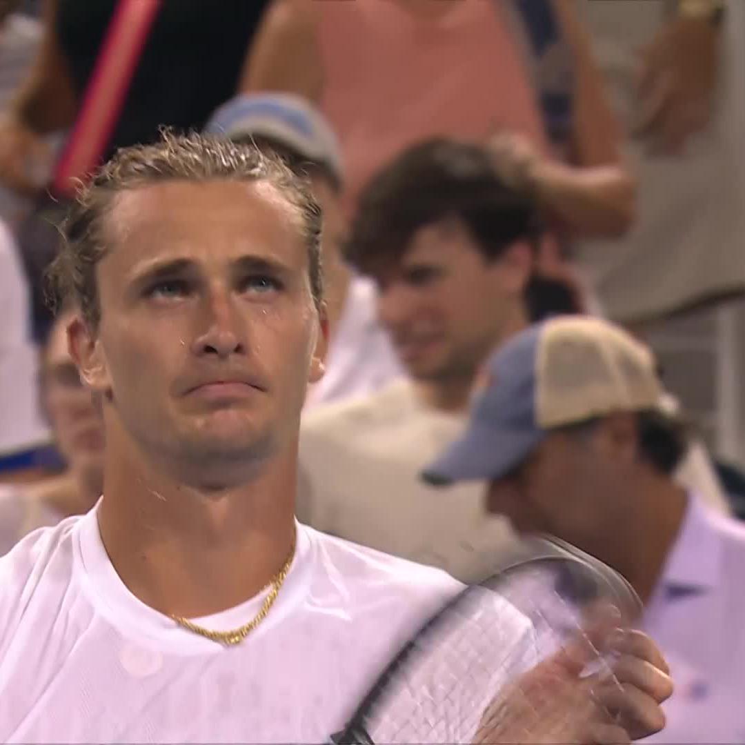 Finished in style 👌 2021 champ Alexander Zverev completes a 6-3 6-3 win over Basavareddy at #CincyTennis