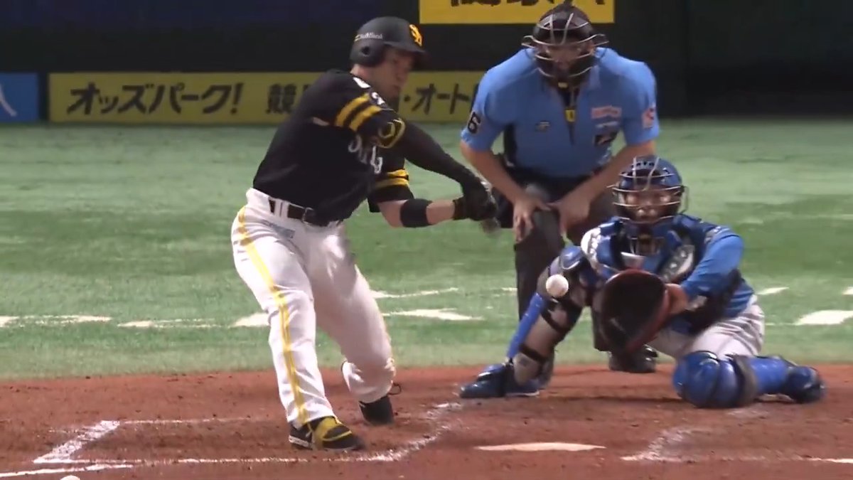 流石の一打💪 福岡ソフトバンク 近藤健介 選手の技あり同点タイムリー2ベースヒット👏 👇ライブ配信はこちら