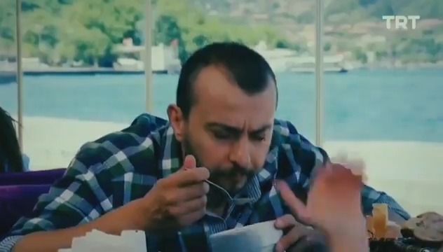 Mecnun'un sabah sabah çorba içmesinin nedenini...