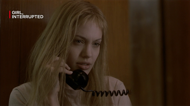 Cerita yang lumayan emosional tentang kesehatan mental, persahabatan, dan perjuangan dalam menemukan identitas dan kebahagiaan di rumah sakit jiwa tahun 1960-an. Dibintangi Winona Ryder & Angelina Jolie, film Girl, Interrupted udah tayang di Netflix!