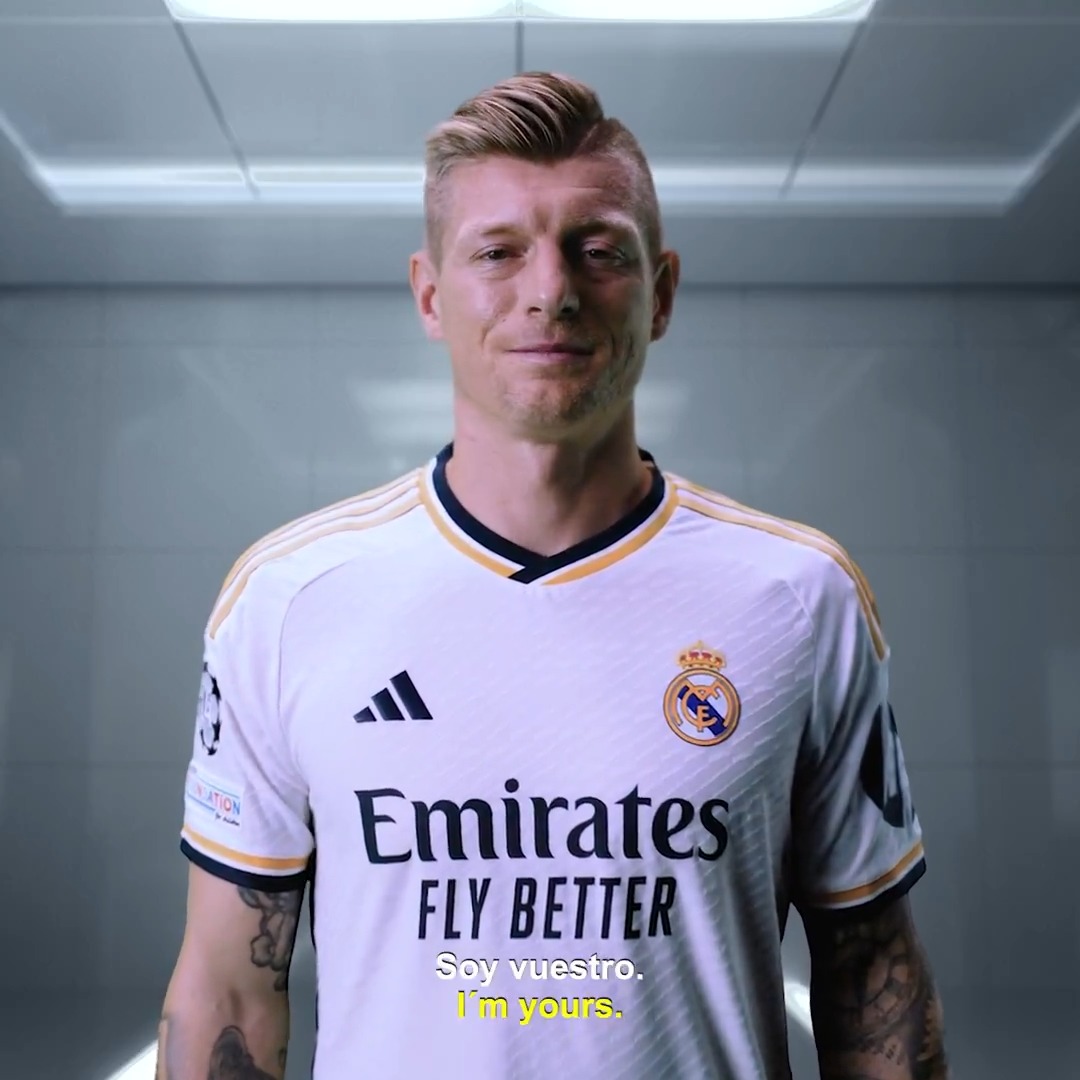 🎱 Nuestro maestro del mediocampo vuelve por demanda popular. ✨ Toni Kroos regresa a EA SPORTS FC 26 como ICONO. Reserva ya el #FC26.