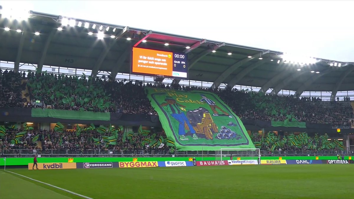 Inramningen på Gamla Ullevi inför derbyt mellan GAIS och IFK Göteborg. 📲 Se Allsvenskan på HBO Max