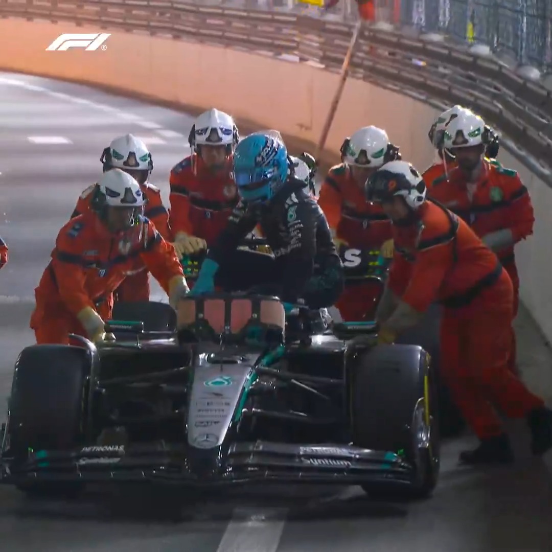 Marshals bringing the fun to Formula 1 🫶 #F1