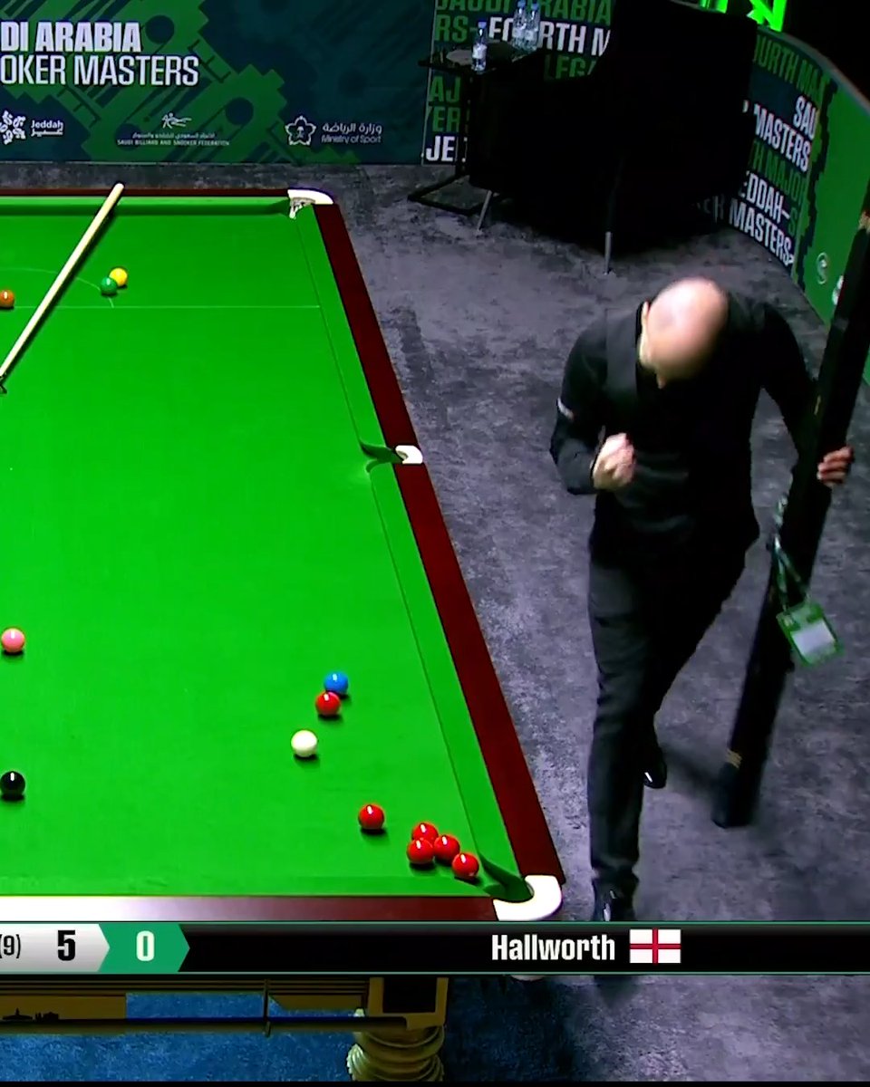 LOOK WHAT IT MEANS!! Steven Hallworth ’s fairytale run at the Saudi Arabia Snooker Masters continues with a 5-3 win over Zhou Yuelong He has already guaranteed himself his biggest ever payday! Next up? World Champion Zhao Xintong! 👀 #BaizeOnTheBaize