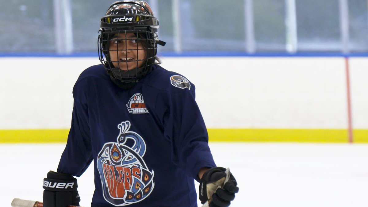 "Growing up, I didn't have that & that's why I'm doing what I'm doing with South Asian Hockey." The #Oilers hosted a two-day South Asian Summit in collaboration with AZ1 Hockey & South Asian Hockey with the goal of growing the sport within Edmonton's South Asian community.