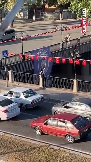 Çankırı'da bir çocuğun bayrak sevgisi...