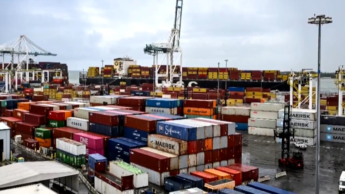 Reporter’s Notebook: A new analysis shows most U.S. tariffs are paid by American businesses and consumers, not foreign countries, contradicting President Trump’s claim. John Dickerson explains.