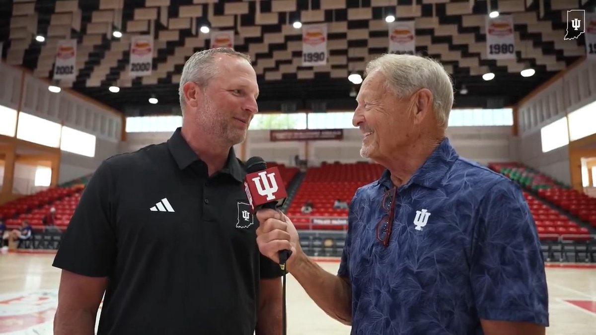 "We were able to keep fighting & keep competing right up until the final buzzer." 🗣️ The final postgame chat in Puerto Rico with Don Fischer & Coach DeVries.