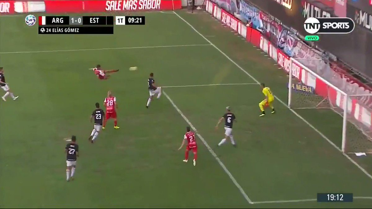 Fuera de contexto tanto en el partido como en ese momento de Argentinos. Ese fue el momento del despegue del ciclo Dabove. A partir de esta tijera dejamos de pensar en pelear el descenso. Gol bisagra.