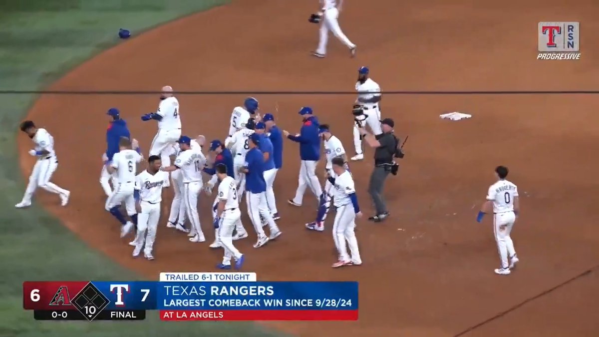 BURGER WALKS IT OFF! #AllForTX