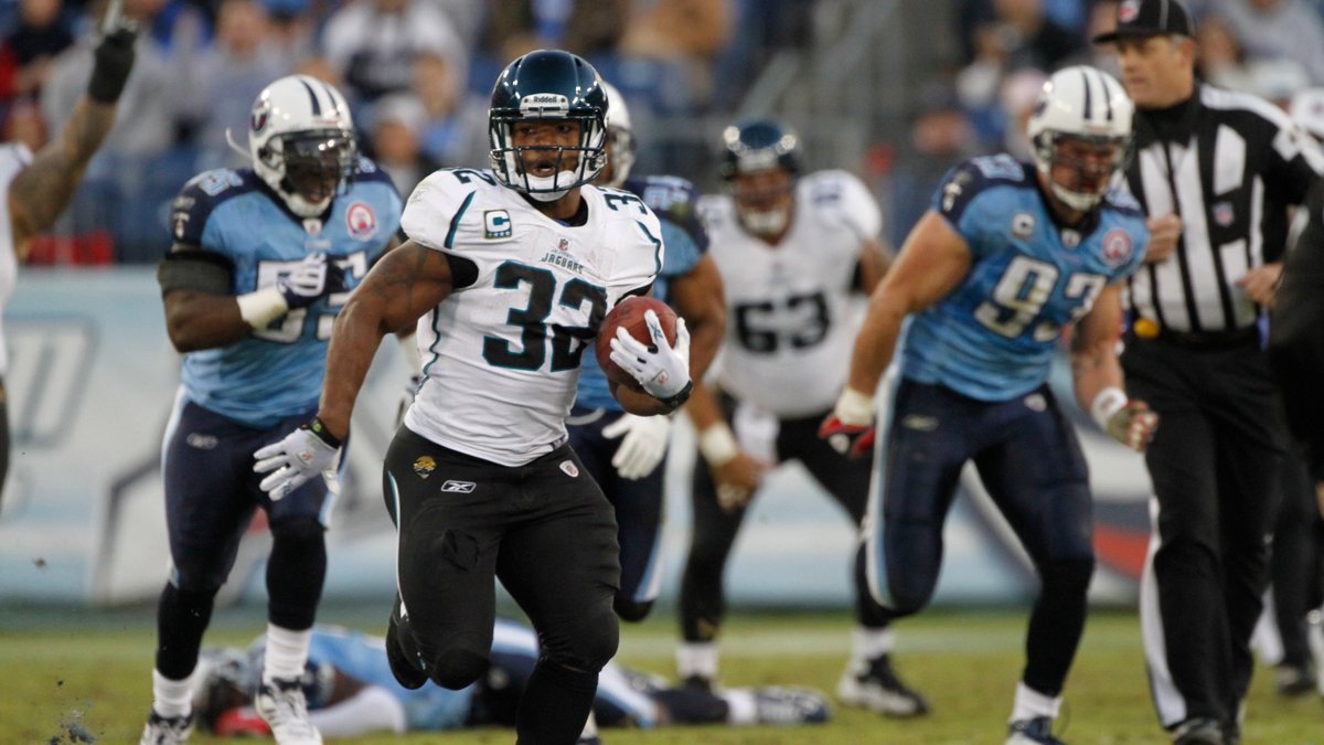 When Maurice Jones-Drew ran for 177 rushing yards &amp; 2 touchdowns.... on just 8 carries 😳