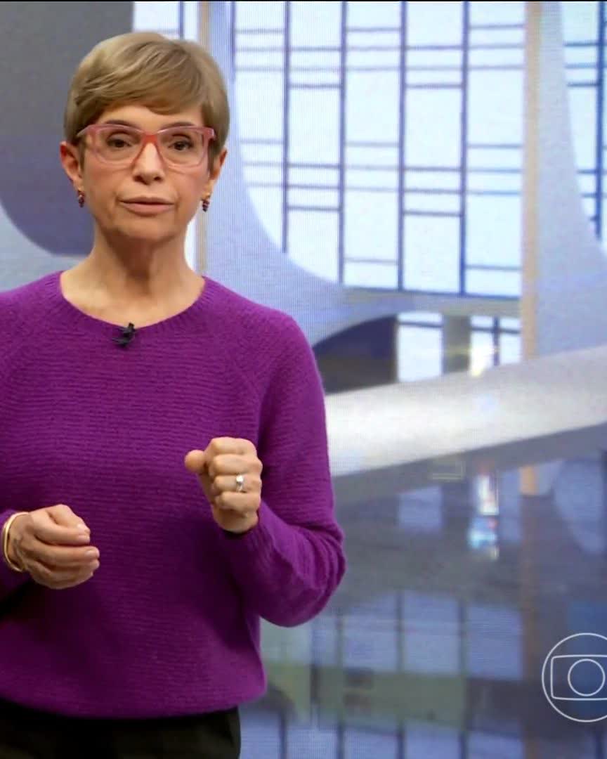 "Muita ilusão vendida sobre o tarifaço.A maior foi a de Tarcísio de Freitas q sugere ao governo ir pra uma mesa de negociação q ele sabe mt bem que tá interditada.E ao Lula fazer um telefonema que ele tb sabe q daria errado pq o nome da crise é Bolsonaro".