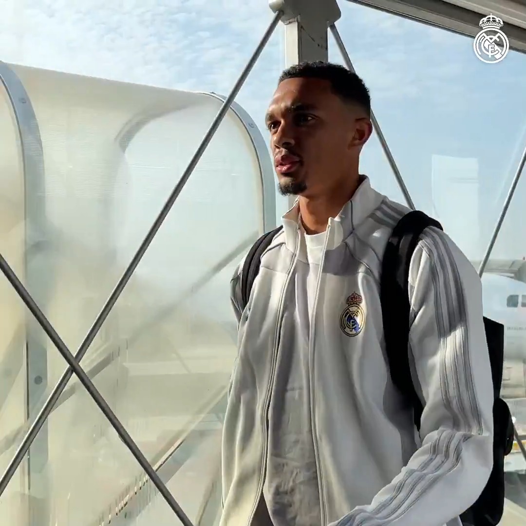 ✈️ We're off to Innsbruck! #UrbanPurist | adidas Football